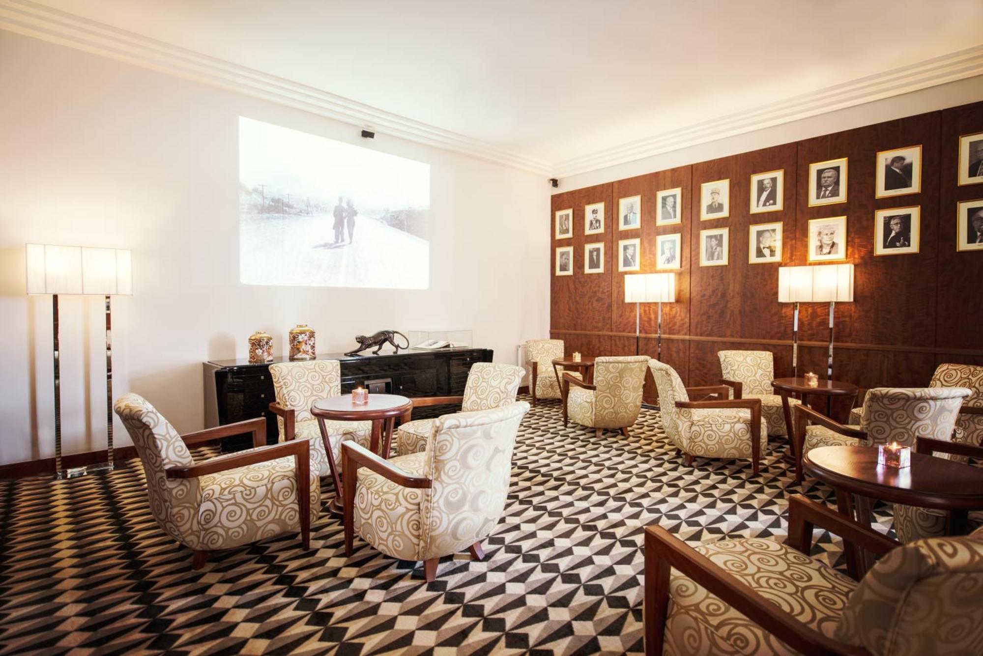 Sofitel Grand Sopot Hotel Exterior foto The club lounge at the airport